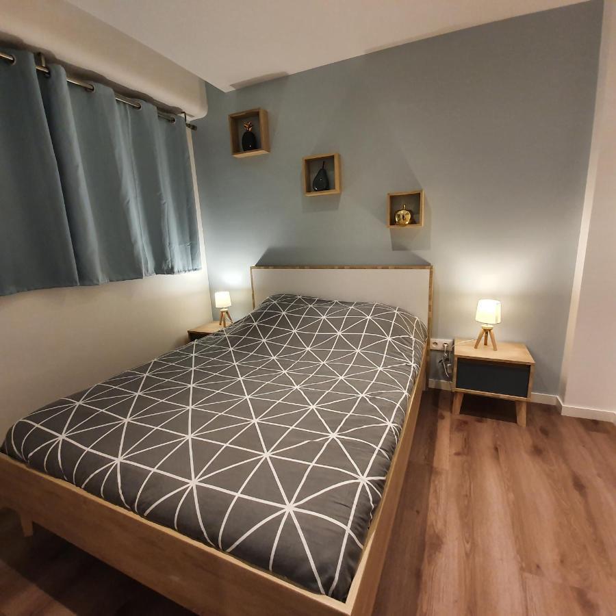 Le Nid Douillet D'Angelique Et David Avec Parking Apartment Rambouillet Bagian luar foto