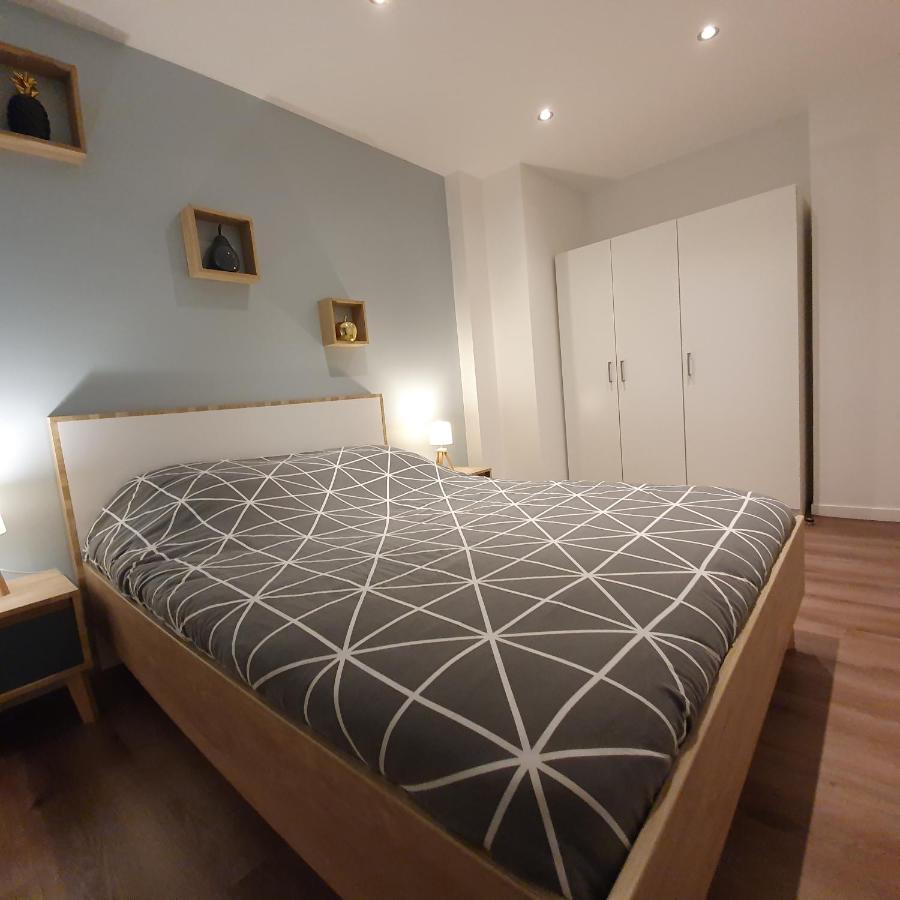Le Nid Douillet D'Angelique Et David Avec Parking Apartment Rambouillet Bagian luar foto
